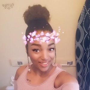 Meet your Posher, Charmaine